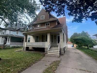 1227 Jackson St Oshkosh, City of Oshkosh, WI 54901