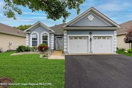 7 Banstead Way Jackson, NJ 08527