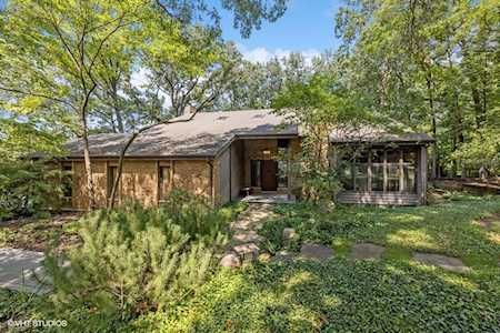 105 Lakewood Circle Burr Ridge, IL 60527