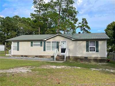 51 Old Forte Trl Spring Lake, NC 28390
