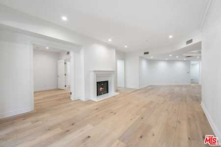 430 N Oakhurst Dr #106 Beverly Hills, CA 90210