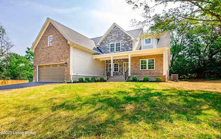 6406 Winthrop Ln Louisville, KY 40222
