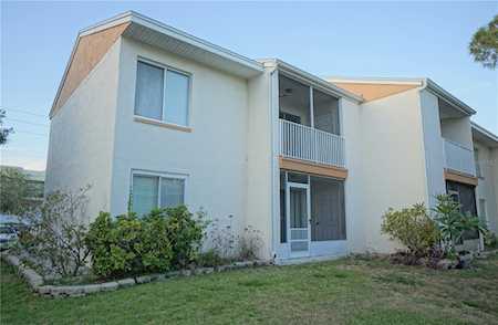 504 100th Ave N #104 St. Petersburg, FL 33702