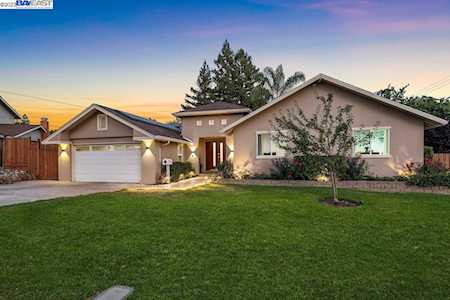 4 Cherry Hills Ct San Ramon, CA 94583