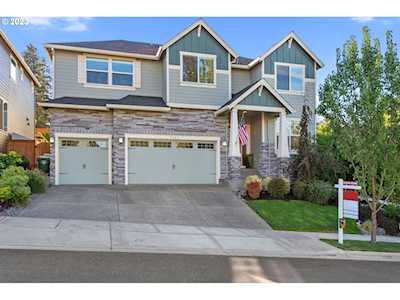 3207 NW Jenna TER Portland, OR 97229