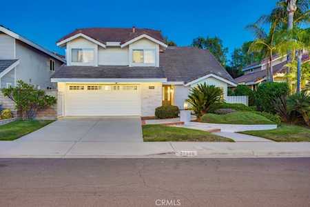 27346 Betanzos Mission Viejo, CA 92692