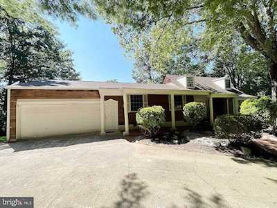 5000 Glen Park Rd Annandale, VA 22003