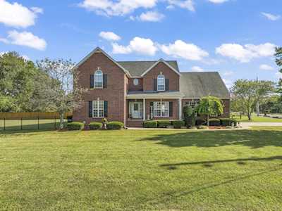 207 River Downs Blvd Murfreesboro, TN 37128