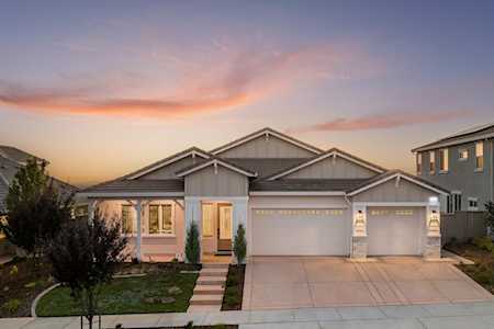 3333 Sycamore Creek Way Folsom, CA 95630