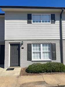 1802 West Jackson #101 Oxford, MS 38655