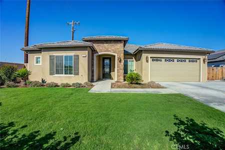 11 Claudia Autumn Dr Bakersfield, CA 93314