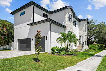 312 W Davis Blvd Tampa, FL 33606