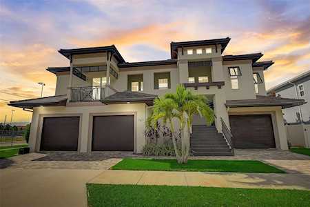 743 Seabreeze Ln Palm Harbor, FL 34683