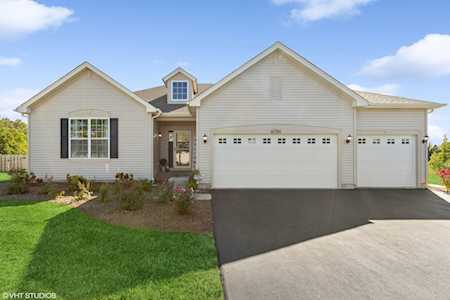 8709 Sedge Meadow Dr Wonder Lake, IL 60097