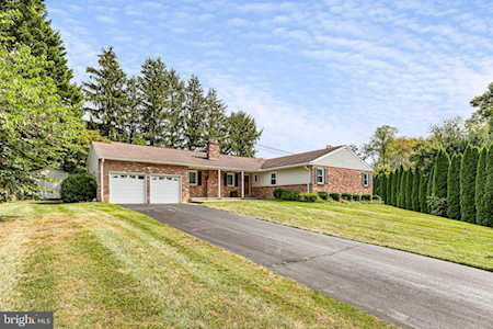 6 Longford Ct Wilmington, DE 19808