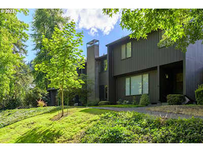120 Westbrook WAY Eugene, OR 97405