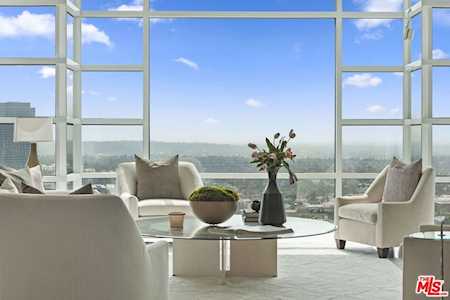 10380 Wilshire Blvd #1803 Los Angeles, CA 90024