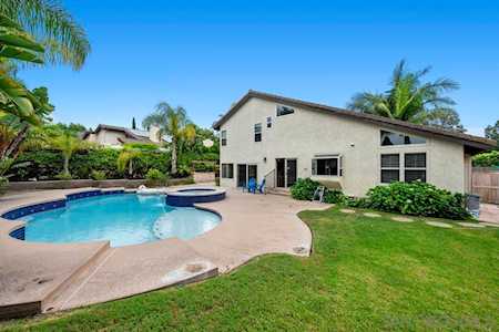 2312 Marca Place Carlsbad, CA 92009