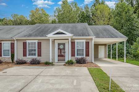 1008 Old Chestnut Way Cramerton, NC 28032
