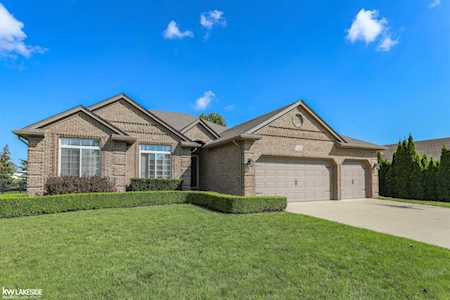 16455 Moore Park Rd Macomb, MI 48044