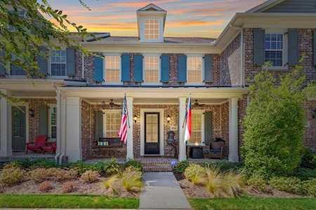 8744 Ice House Drive North Richland Hills, TX 76180
