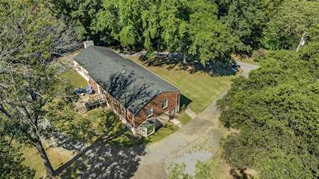 105 Travis St Hendersonville, TN 37075