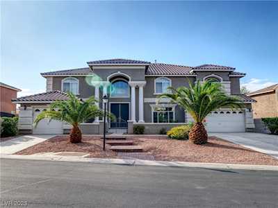 9305 Brilliant Ore Dr Las Vegas, NV 89143