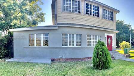 245 SW 5th Ave Florida City, FL 33034