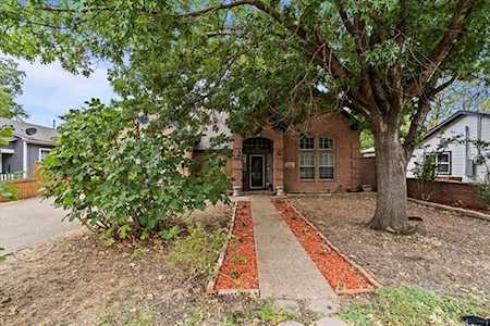 910 S Johnson Street McKinney, TX 75069