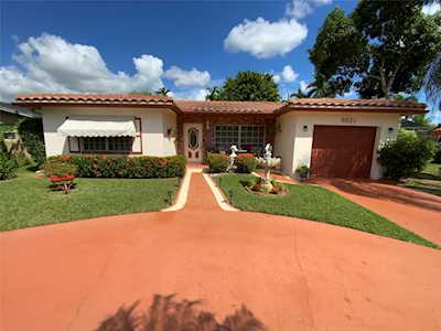 6621 Oakmont North Lauderdale, FL 33068