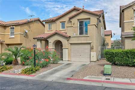 7220 Eagles Pride St Las Vegas, NV 89148