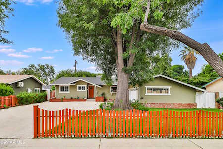 22240 Burton St Canoga Park, CA 91304