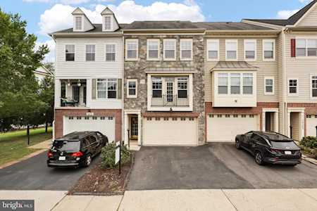 14141 Catbird Dr Gainesville, VA 20155