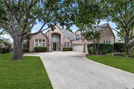 911 Hills Creek Drive McKinney, TX 75072