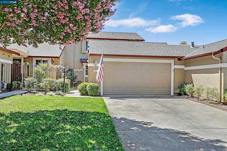 581 Cesar Ct Walnut Creek, CA 94598