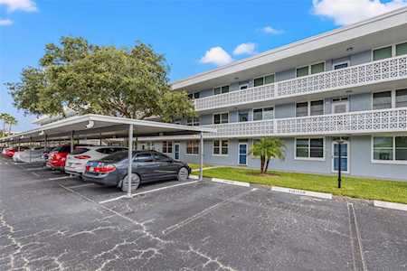 4895 Bay St NE #117 St. Petersburg, FL 33703