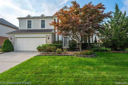 44580 Fenwick Dr Canton Twp, MI 48188