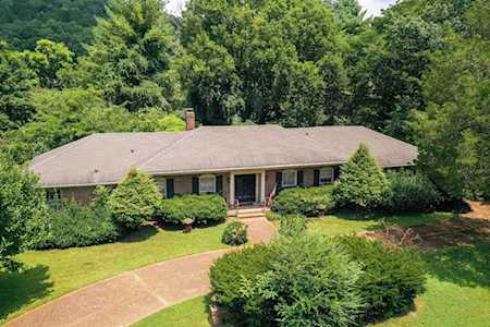 2400 Mcintyre Ct Franklin, TN 37069