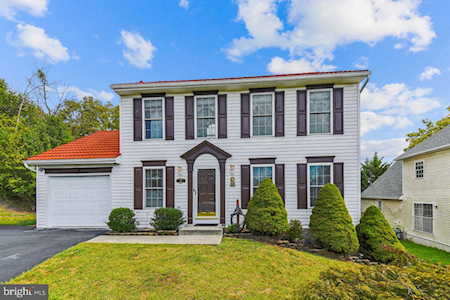 27 Irishtown Dr Emmitsburg, MD 21727