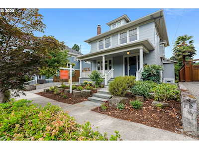 1023 SE 14th AVE Portland, OR 97214