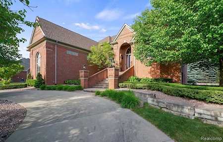 62746 Somerset Blvd Washington, MI 48094