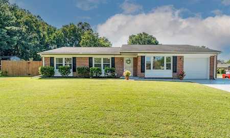 5691 Pin Oak Ct Virginia Beach, VA 23464