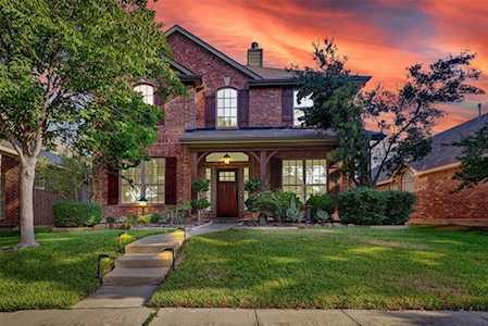 2502 Campfire Lane Frisco, TX 75033