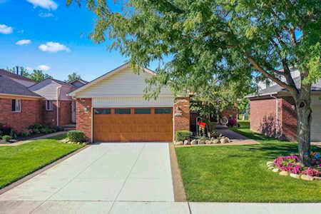 51335 D W Seaton Dr Chesterfield, MI 48047