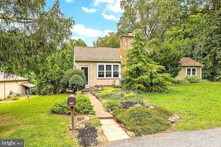 306 Rothwell Dr Wilmington, DE 19804