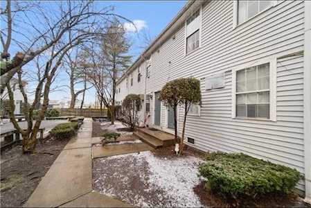 29 Matson Ave #103 Providence, RI 02909