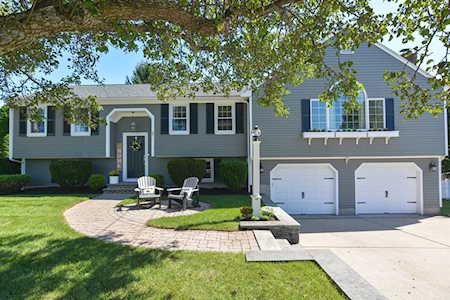 27 Zachary Lane Attleboro, MA 02703