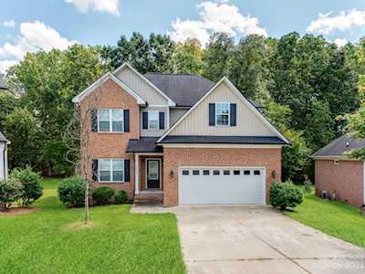 545 Weyburn Dr NW Concord, NC 28027