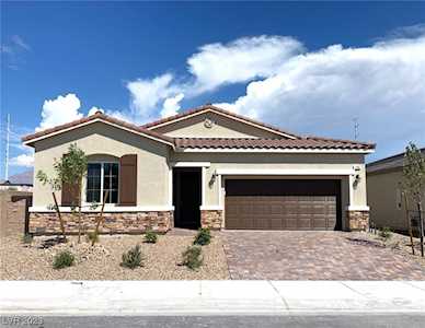 108 Barton Bay Ave North Las Vegas, NV 89031