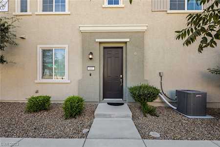 5730 Sky Pointe Dr #107 Las Vegas, NV 89130